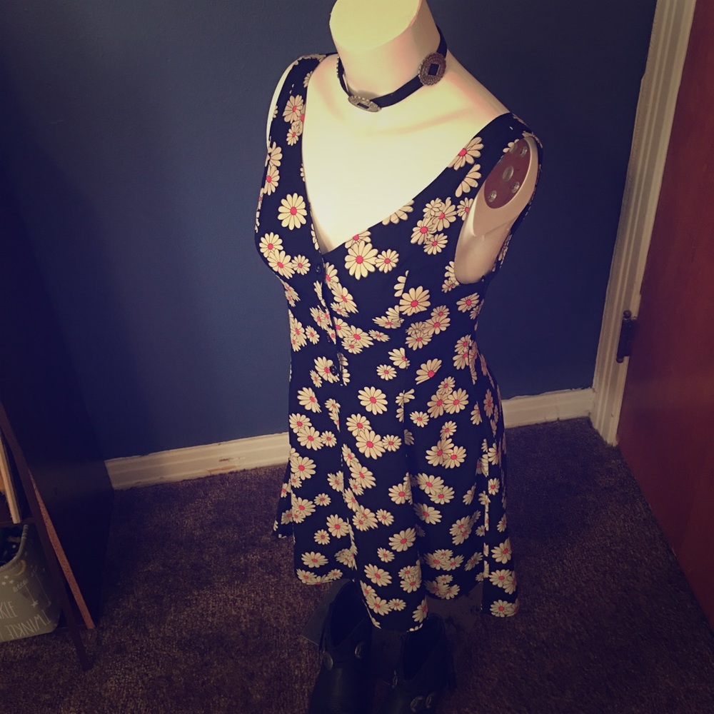 VINTAGE Flower power mini dress✌️🌻