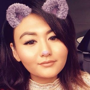 Meet your Posher, Sikha