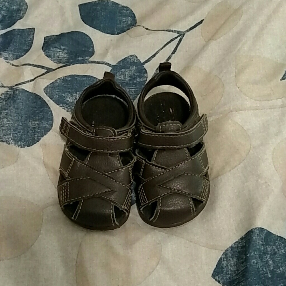 Toddler size 5 sandals boys