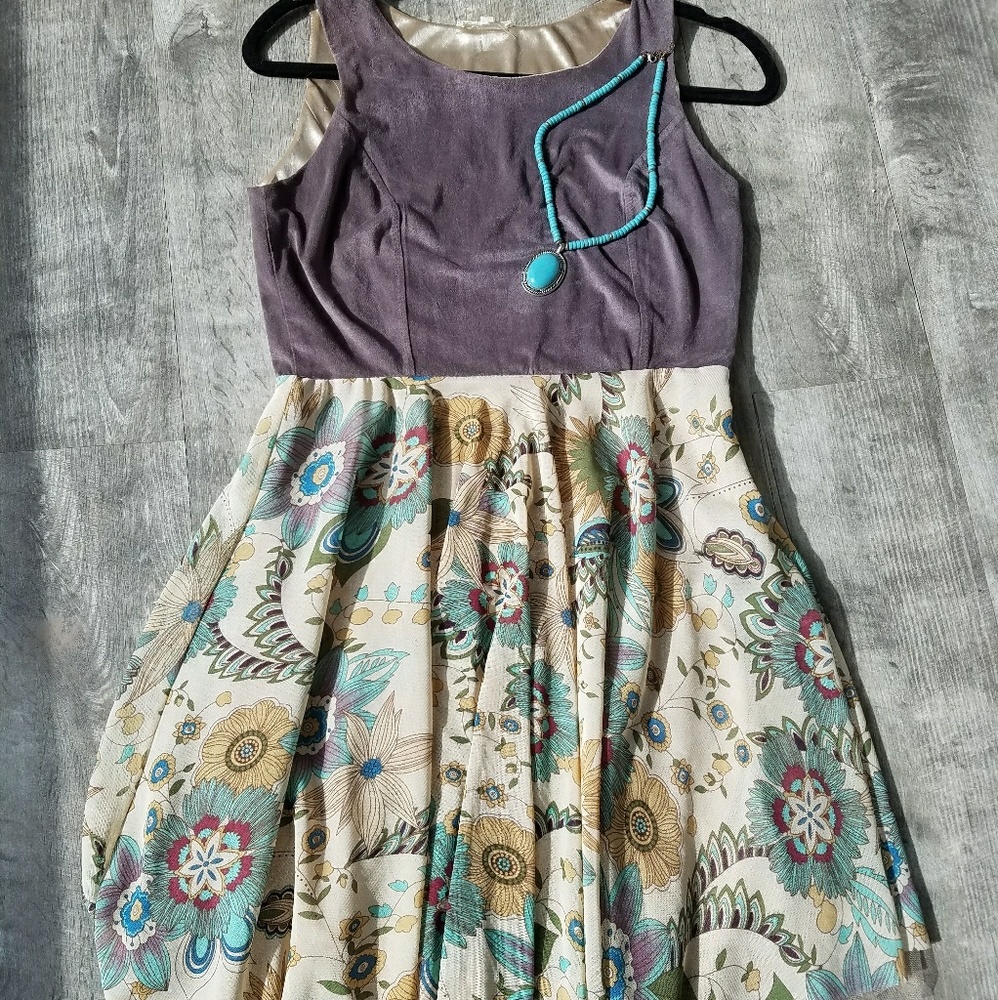 Sleveless Boho style dress