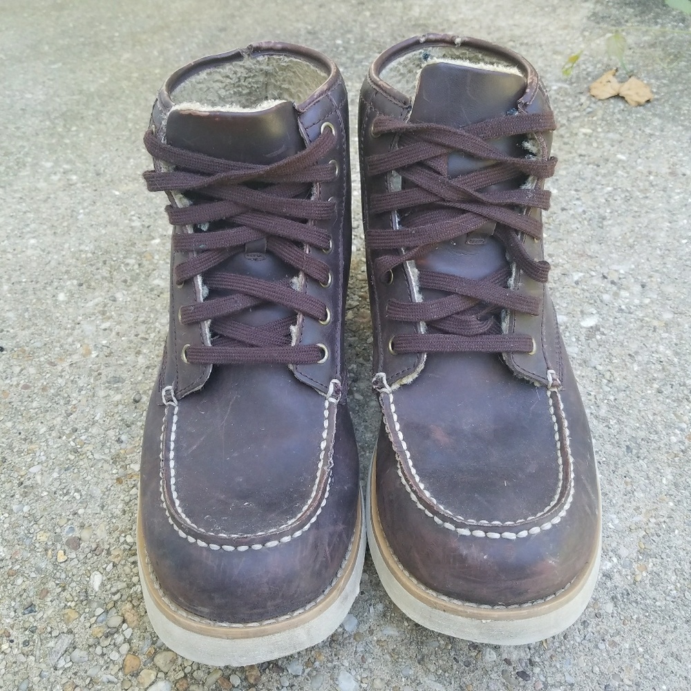 American Eagle Leather Sherpa Lined Snow Boots
