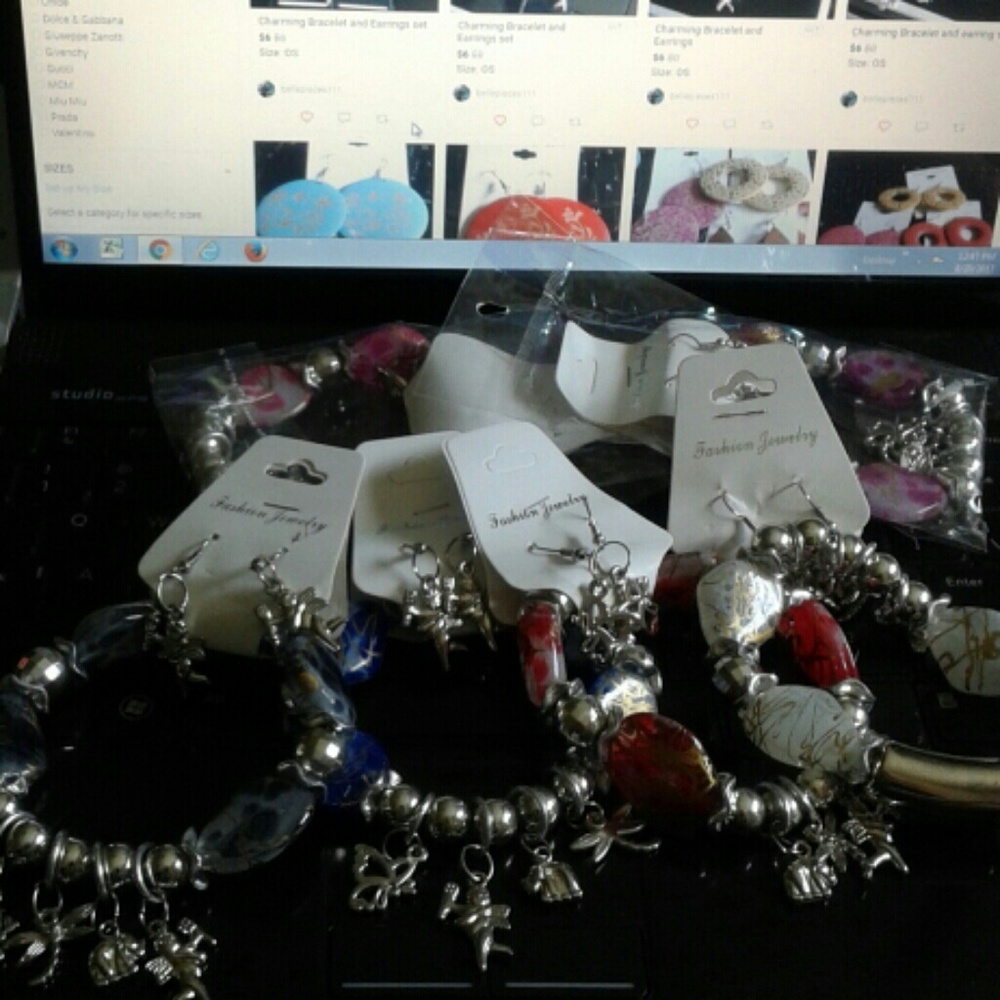 3 Charming Bracelets and Earrings sets