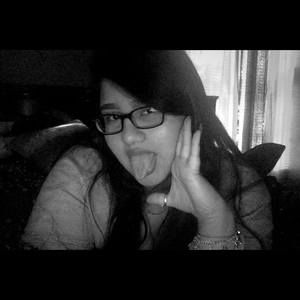 Meet your Posher, Vanessa