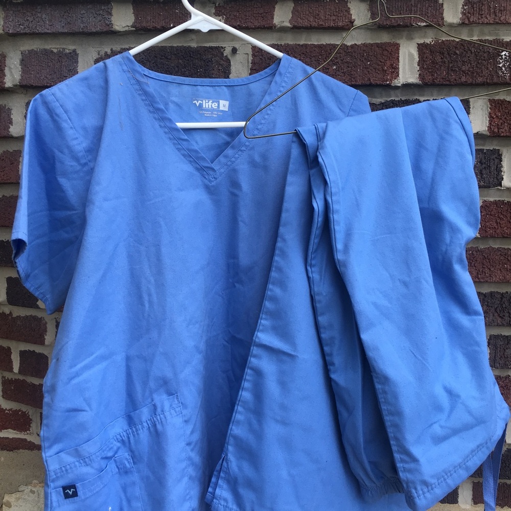 Small and Medium Scrubs 5 pieces