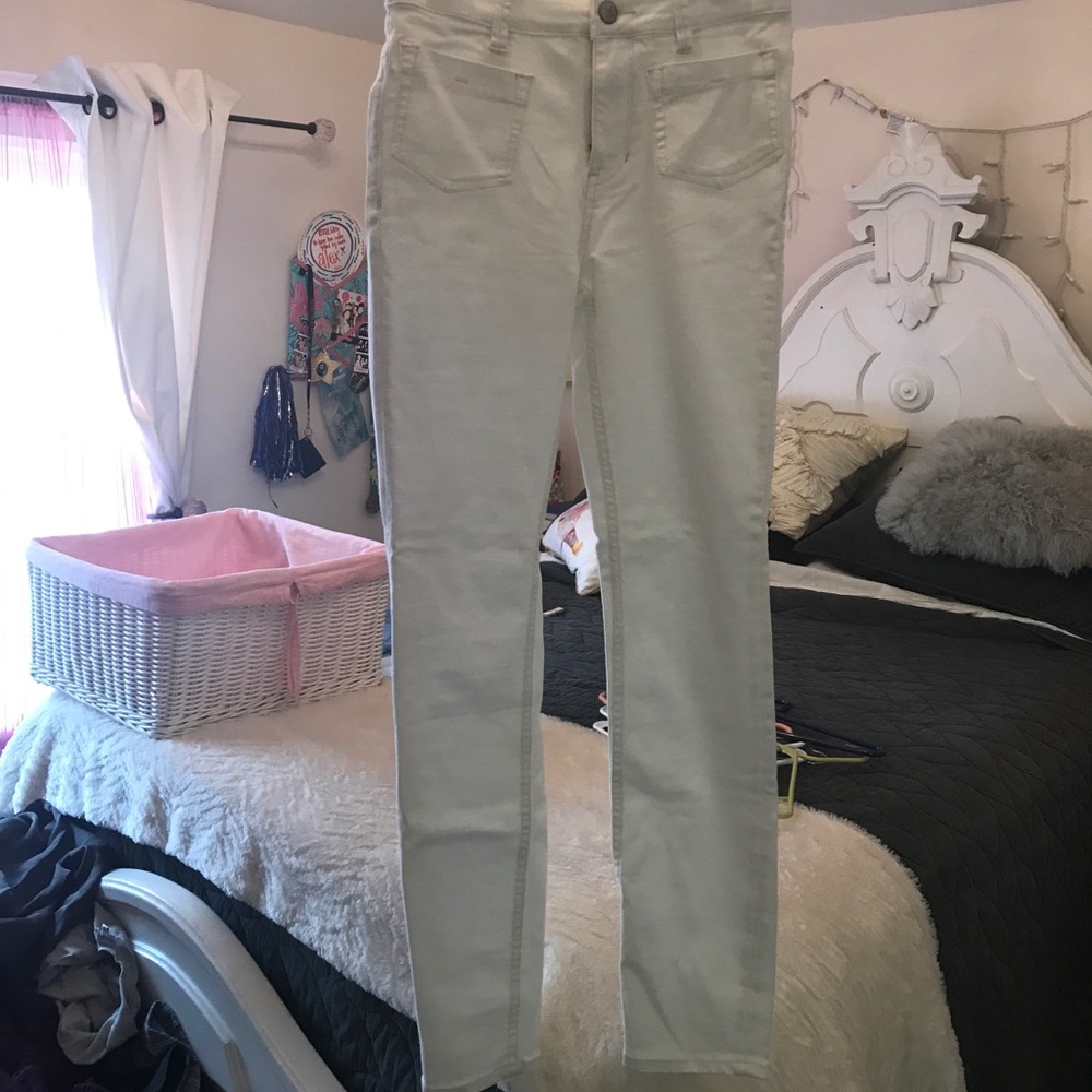 Free People white jeans