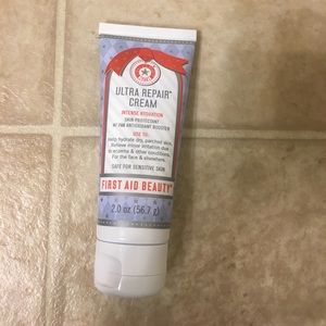 First aid beauty ultra repair cream