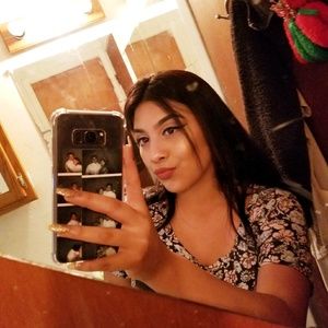 Meet your Posher, Catherine