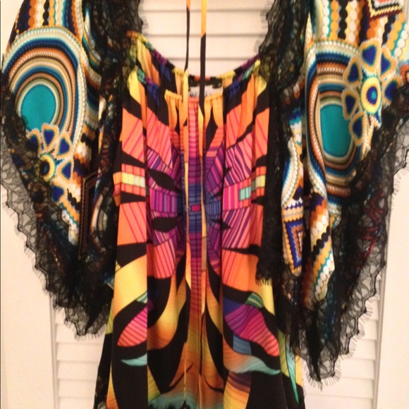 Meghan LA - Picture 3 of 3