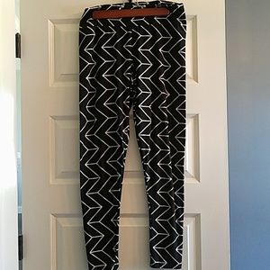 LuLaRoe Tall and Curvy Leggings