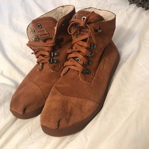 Toms Chestnut Suede Versatile Fleece Bootie