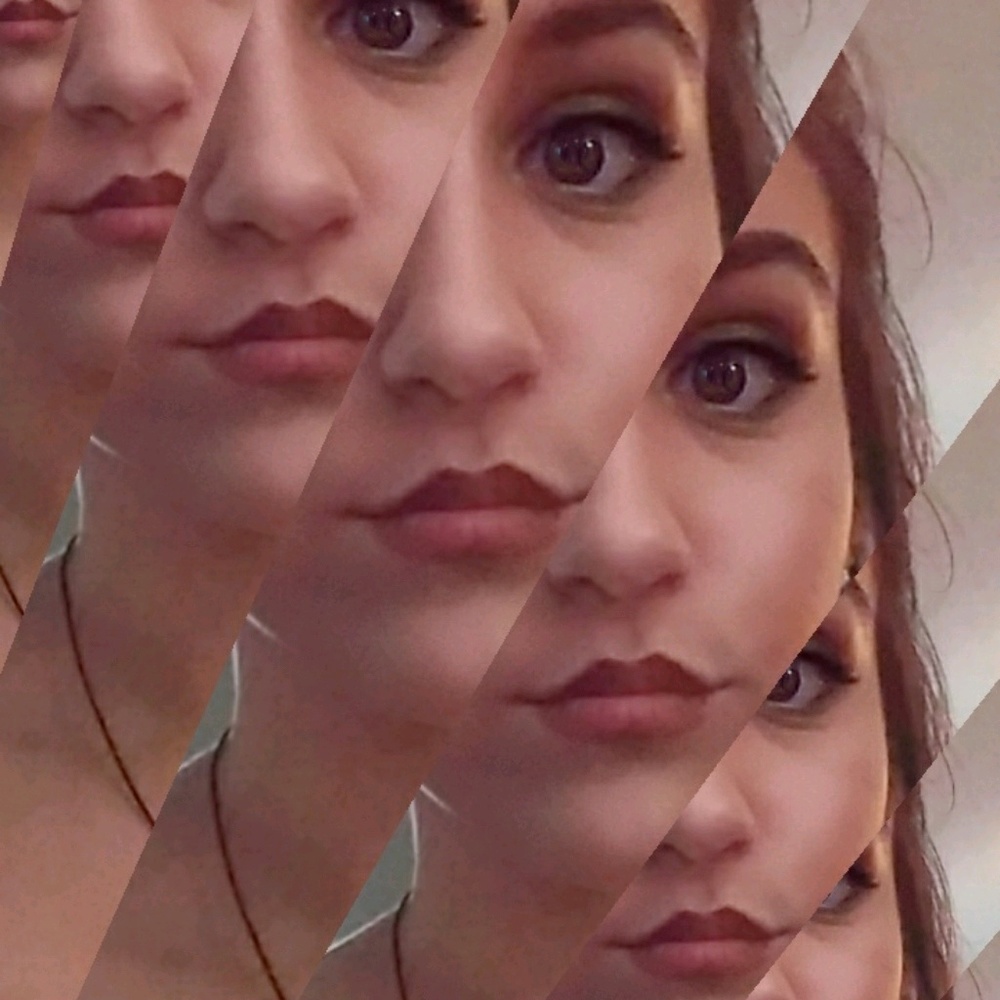 Meet your Posher, Isabella
