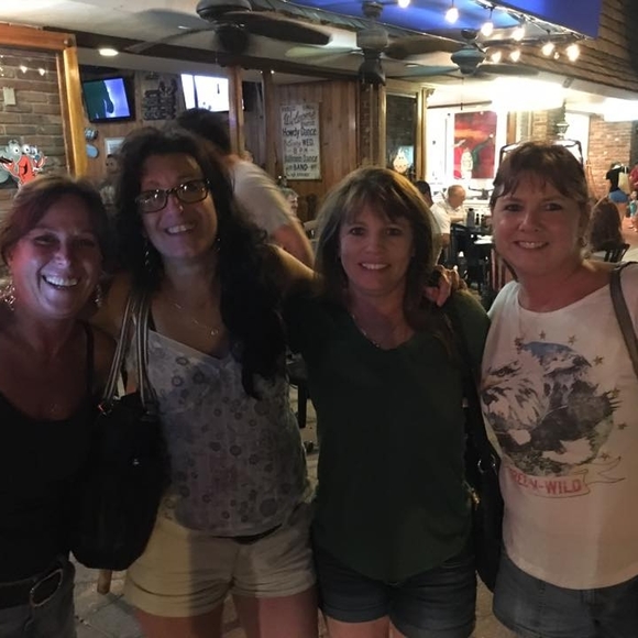 Meet your Posher, Annette - Picture 1 of 1