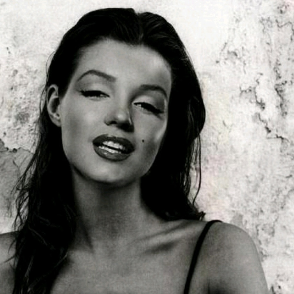 Meet your Posher, Alexandra