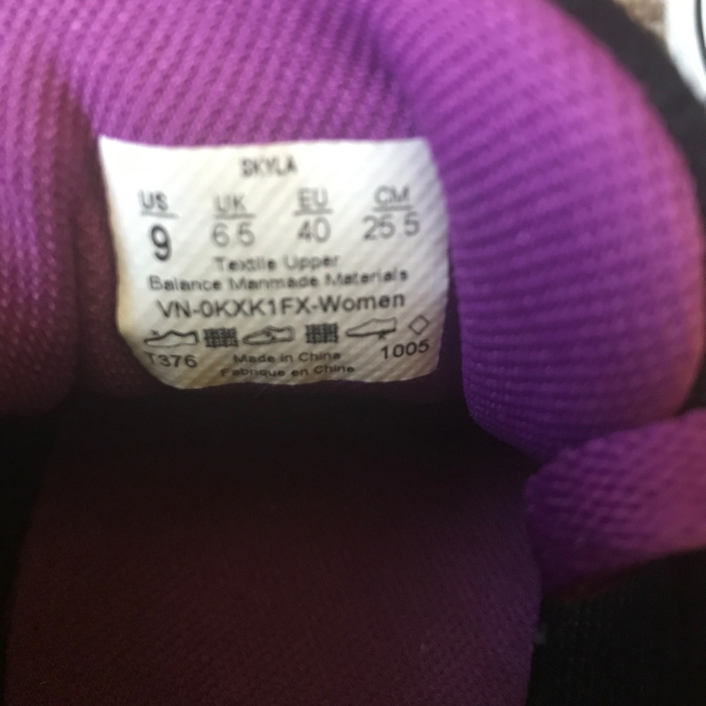 Vans - Picture 4 of 4