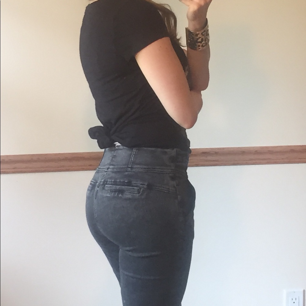 Bebe Jeans - Picture 7 of 8