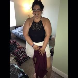 Meet your Posher, Gabi