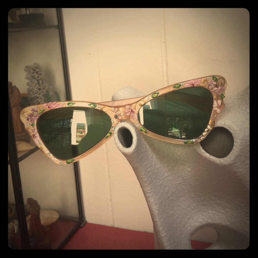 Vintage Hand painted floral cat eye sunglasses