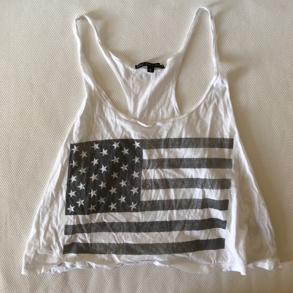 UO B&W American Flag Cropped Tank