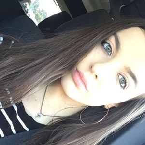 Meet your Posher, Jenna