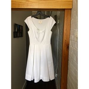 Kate Spade Beautiful white dress (belt included)