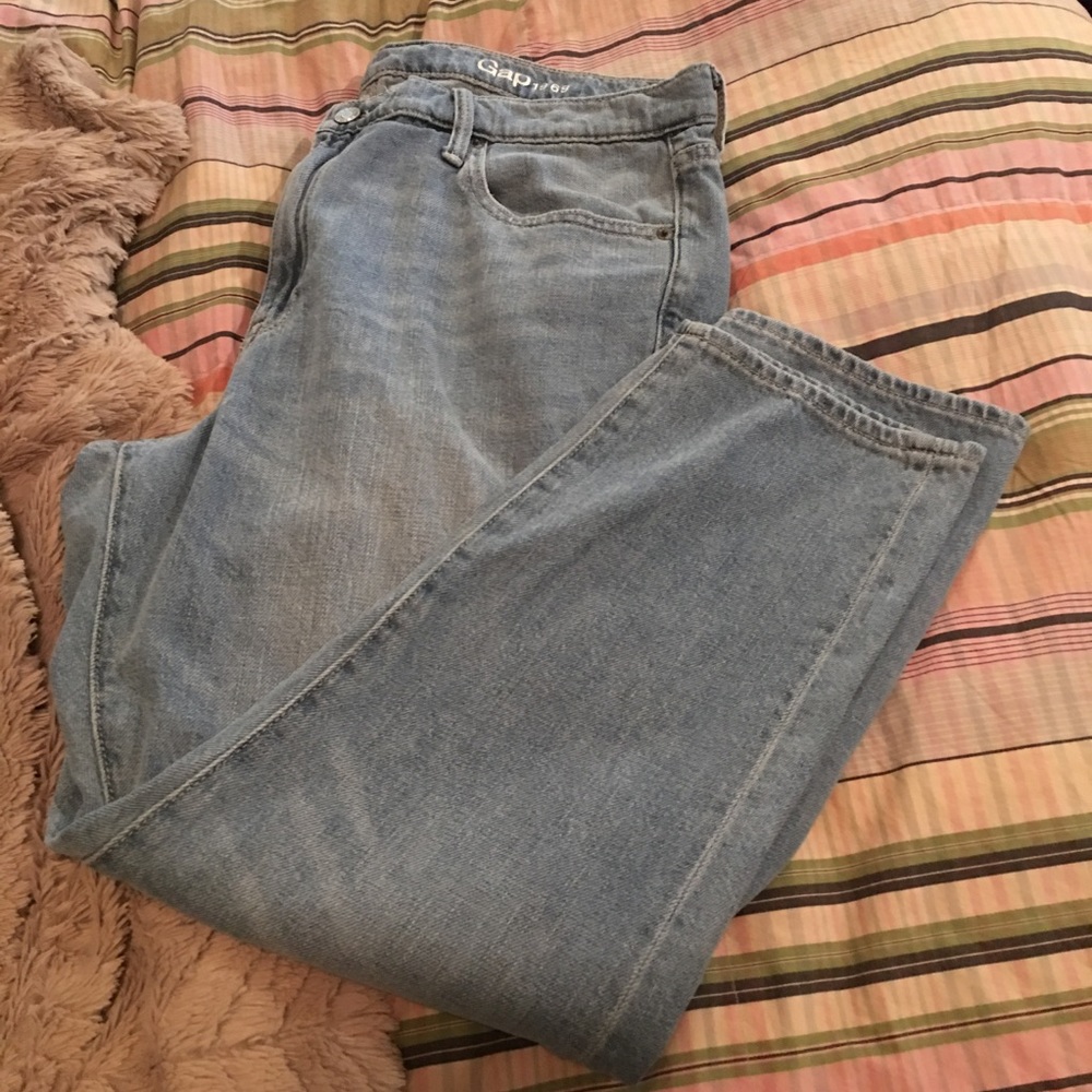 GAP - Relaxes fit skinny jean
