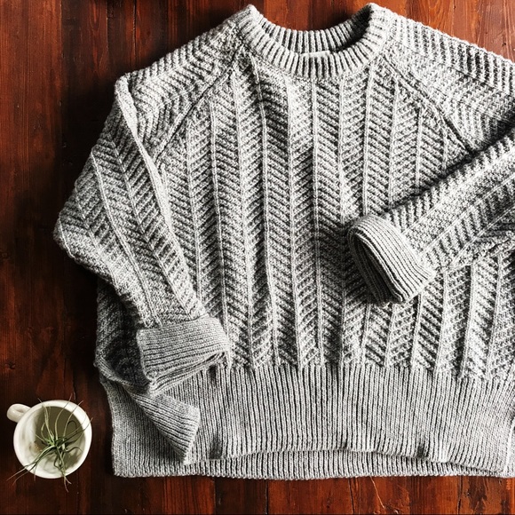 H&M Sweaters - Chunky Knit Gray Pull-over Sweater