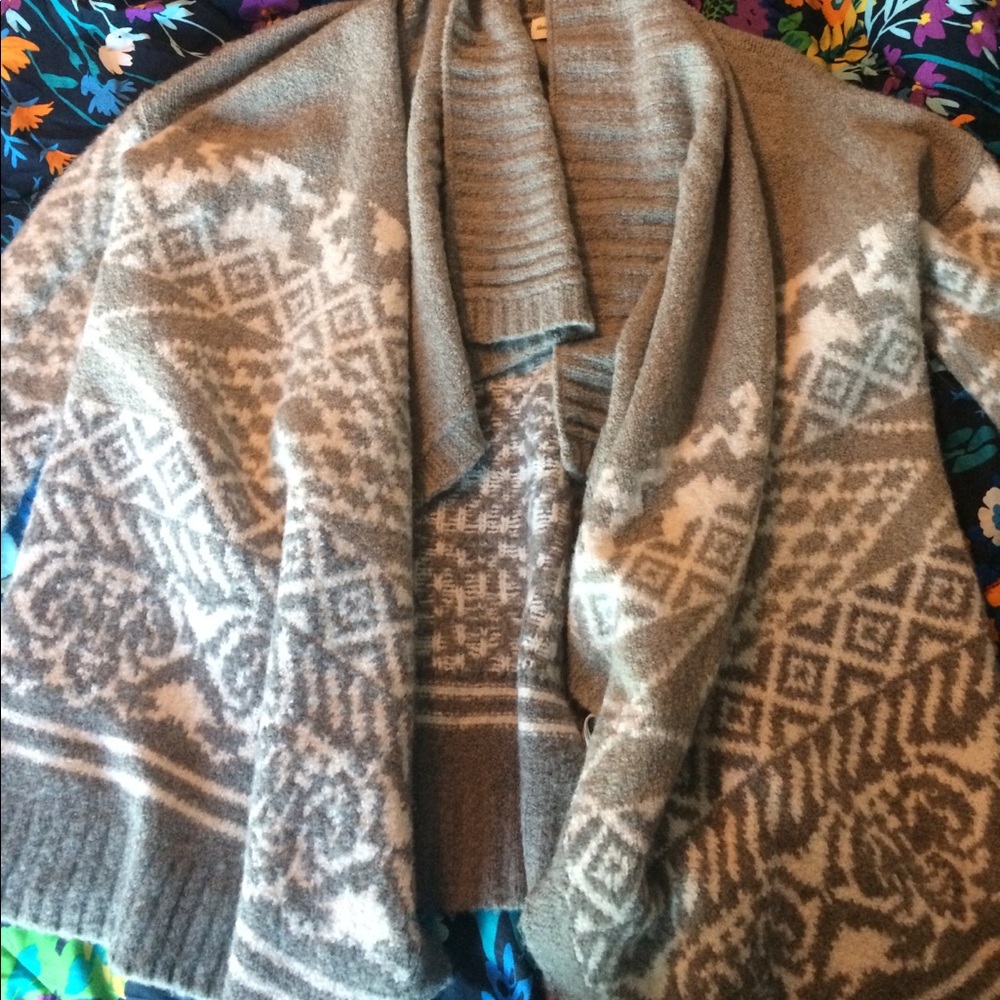 Abercrombie and Fitch cardigan