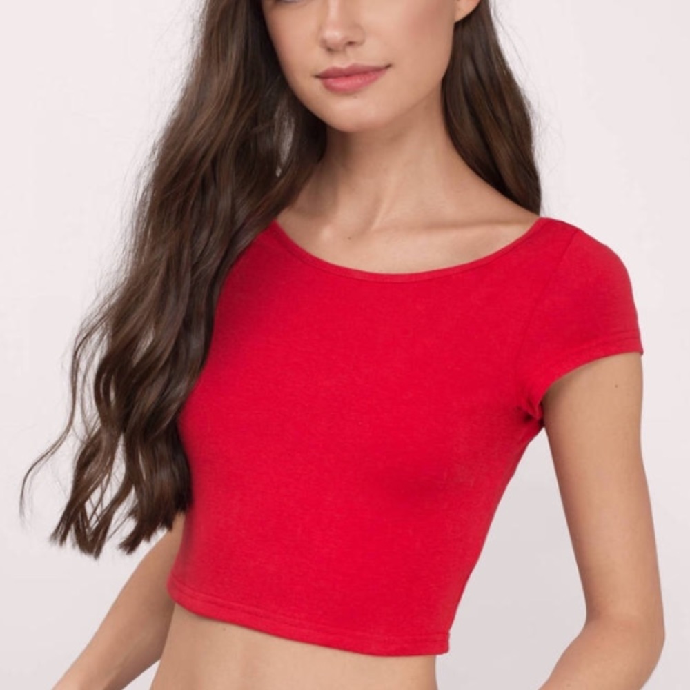 Tobi basic red crop top