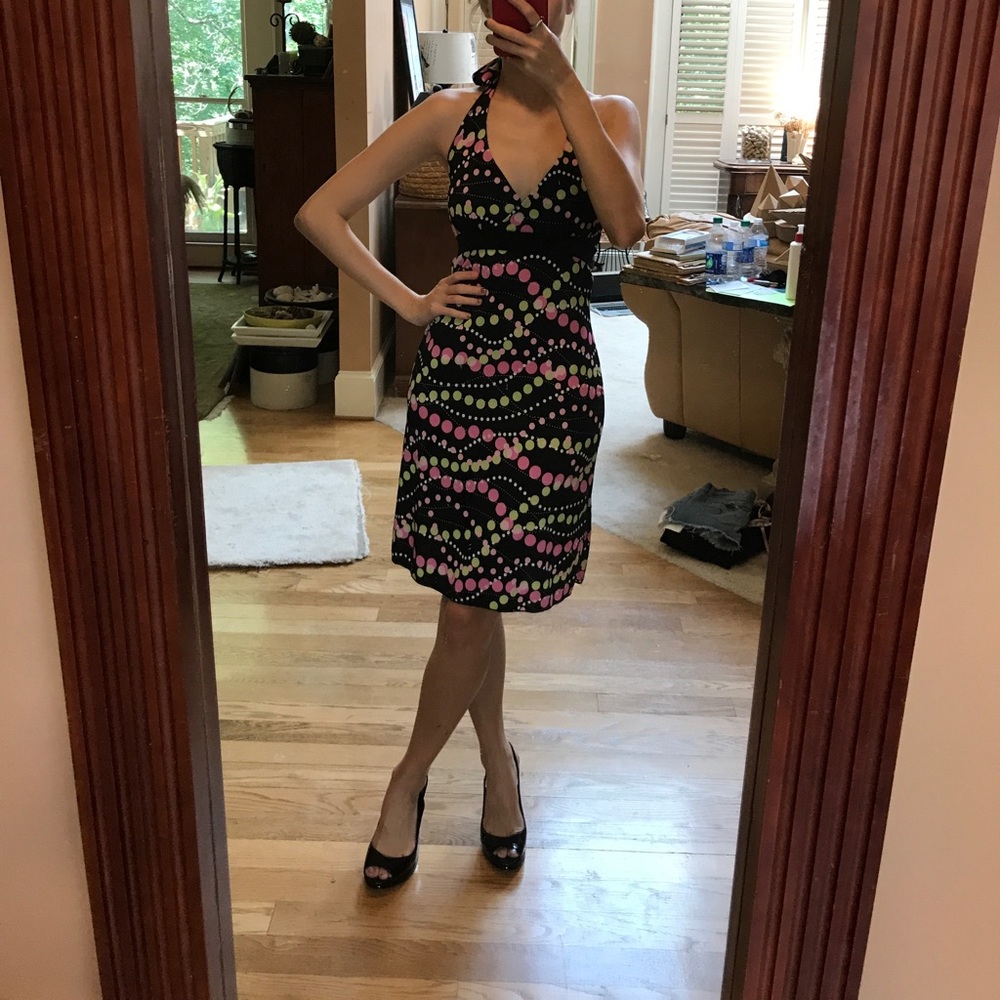 Flirty little halter dress - Picture 5 of 8