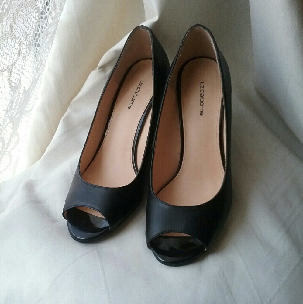 Liz Claiborne leather Wedges