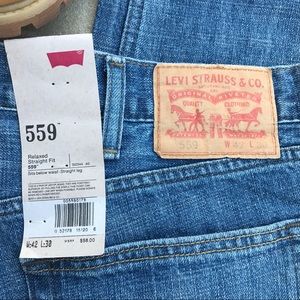 Levi's Jeans - {42x30}Levi's 559 Levi's Jeans - {42x30}Levi's 559