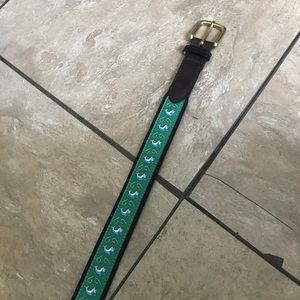 Vineyard Vines belt