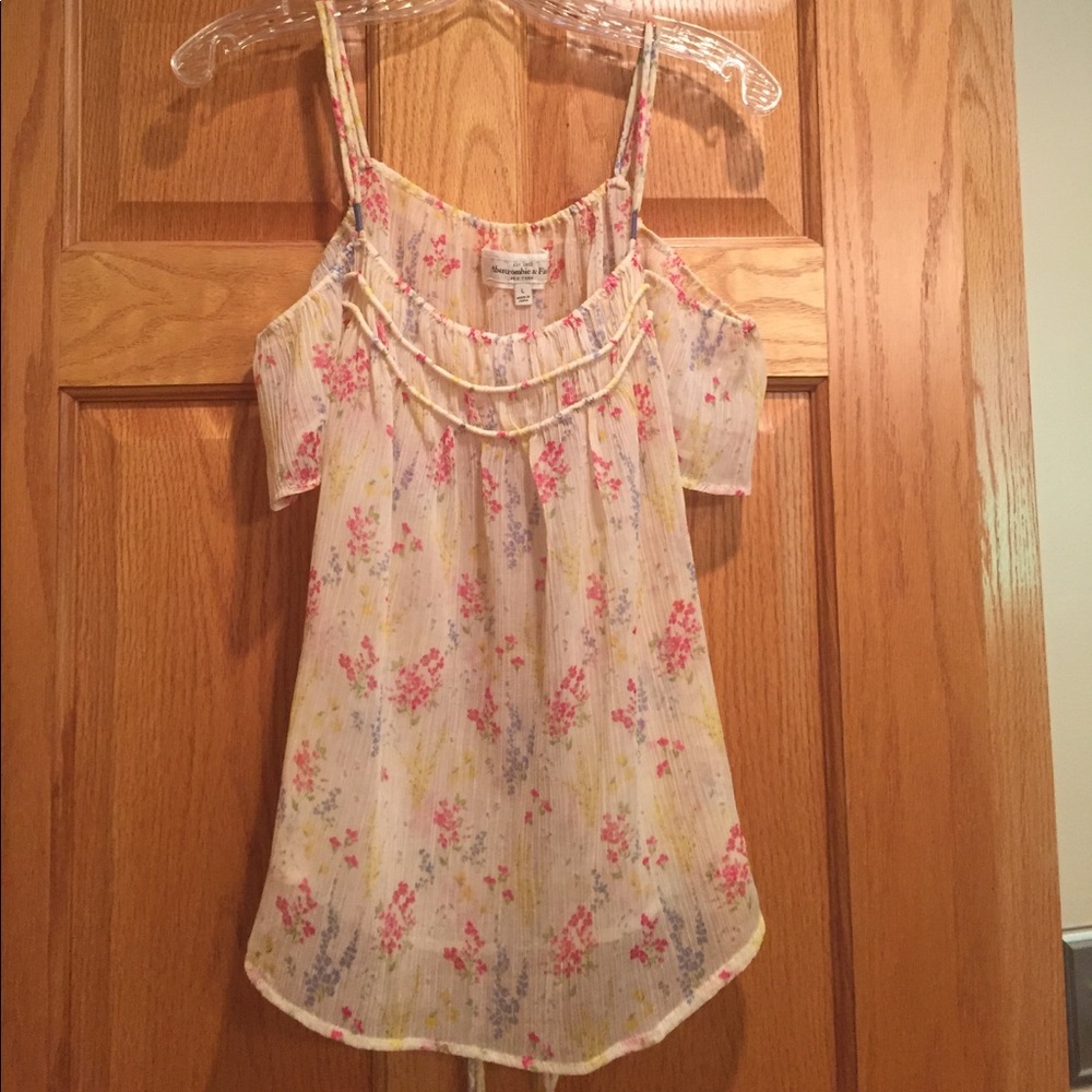 Abercrombie & Fitch off the shoulder top