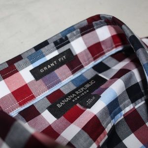 Banana Republic Men's Button Down dress shirt
