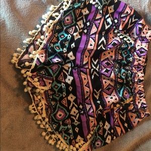 Printed Pom-Pom shorts