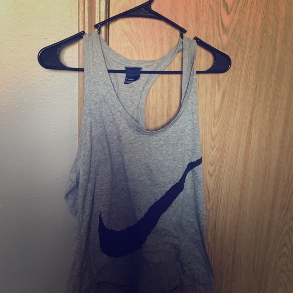 Nike tank