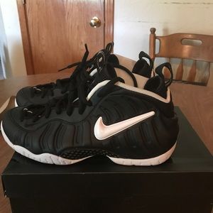 Nike Dr. Doom Foamposite Used.
