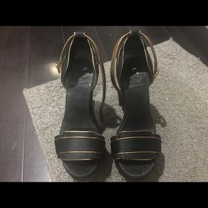 Pre-owned Tory butch Wedges