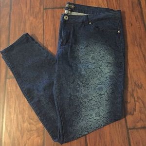 Floral Print Skinny Jeans