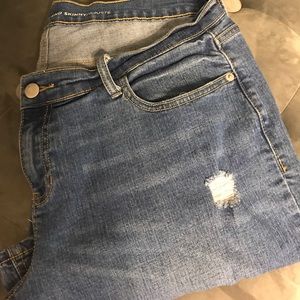 Old Navy skinny boyfriend jeans