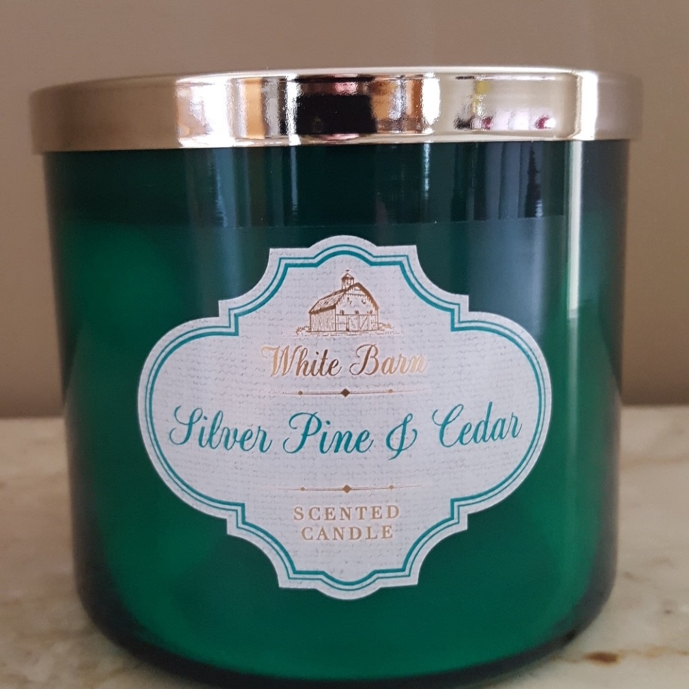 Bath and Body Works Silver Pine and Cedar Candle