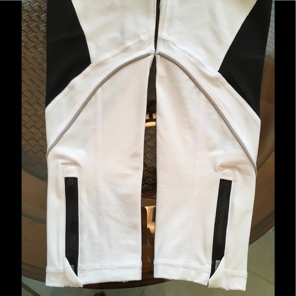 💥Victoria Sport Running Thigh Leggings💥 - Picture 5 of 6