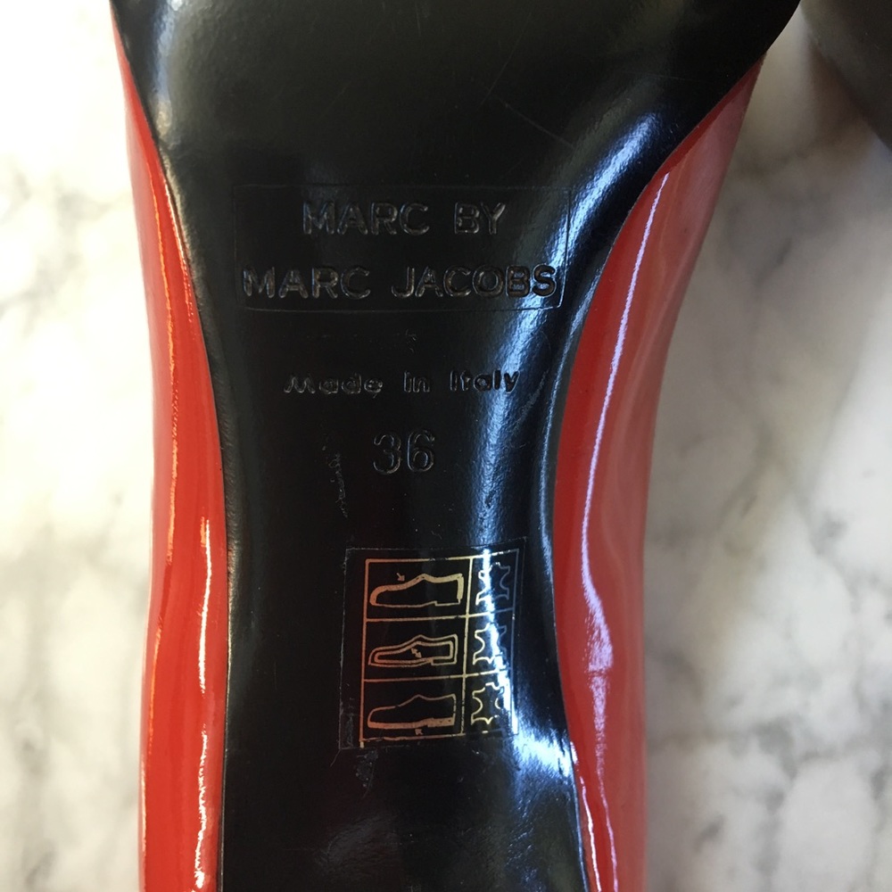 NWOT Marc by Marc Jacobs Red Patent Leather Pump 6 - Picture 4 of 5
