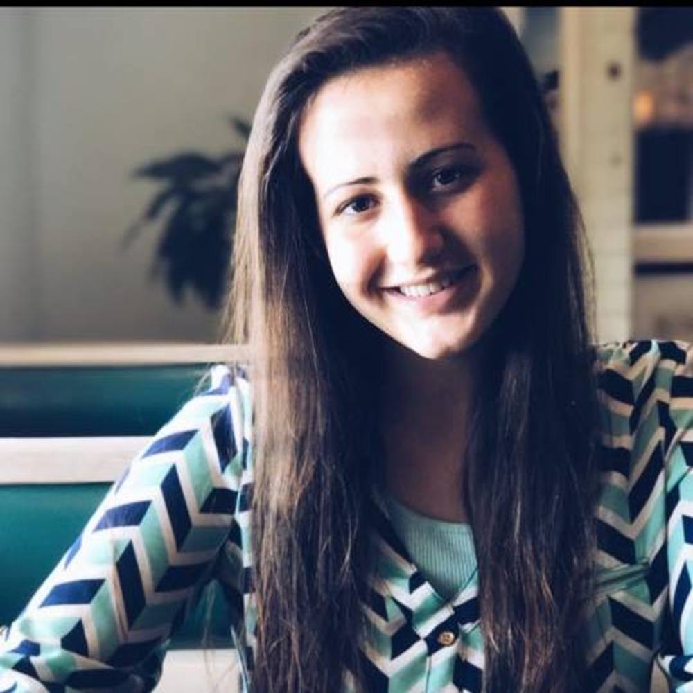 Meet your Posher, Hannah