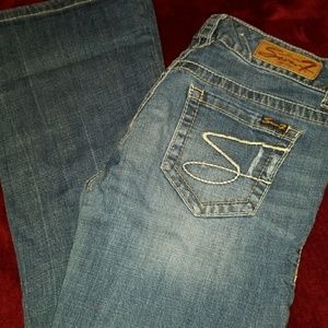 Seven7 Jeans