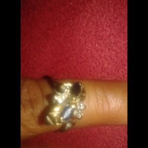 Antique Sapphire and diamond gold ring