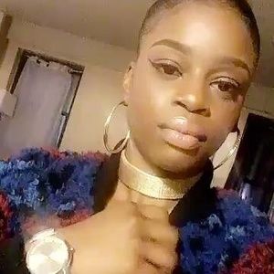 Meet your Posher, Milagros