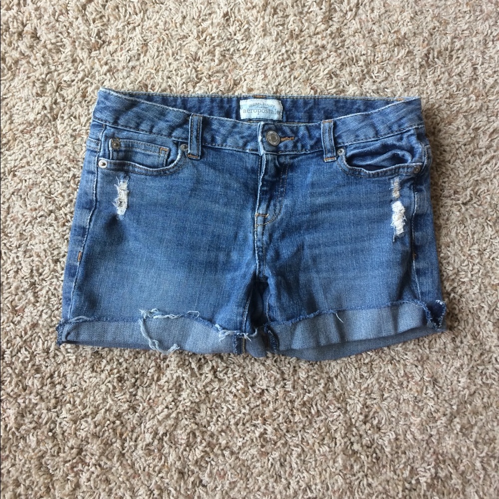 Cut off jean shorts