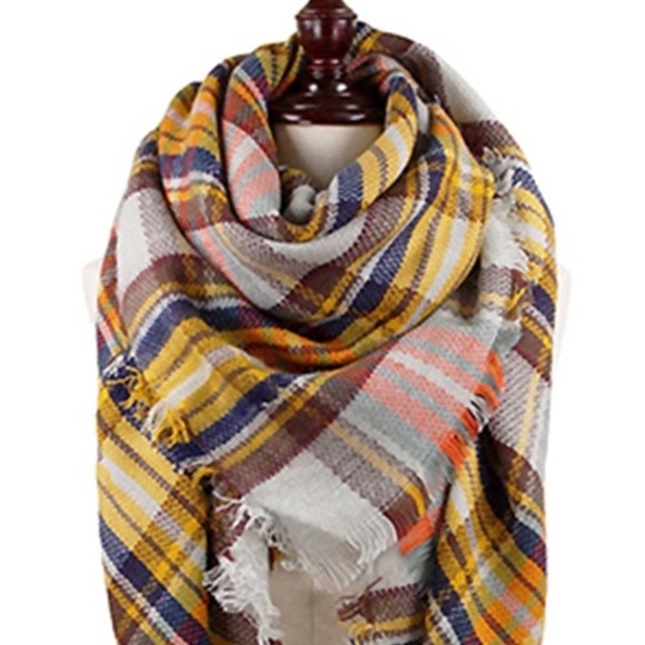 Gray Camel Plaid Blanket Scarf - Picture 4 of 5