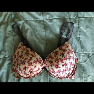 Aerie 34D Emma push up bra pink + cream floral